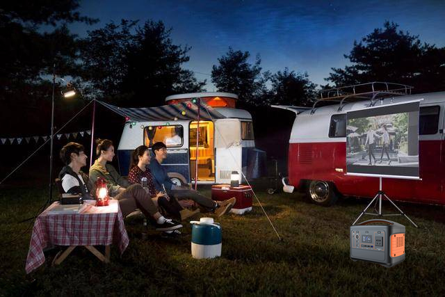 Creating Outdoor Movie Magic: Harnessing the Power of Outdoor Portable Power Stations