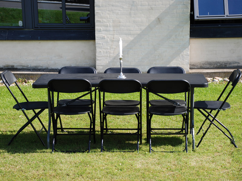 The Evolution of Plastic Folding Chairs: A Brief History