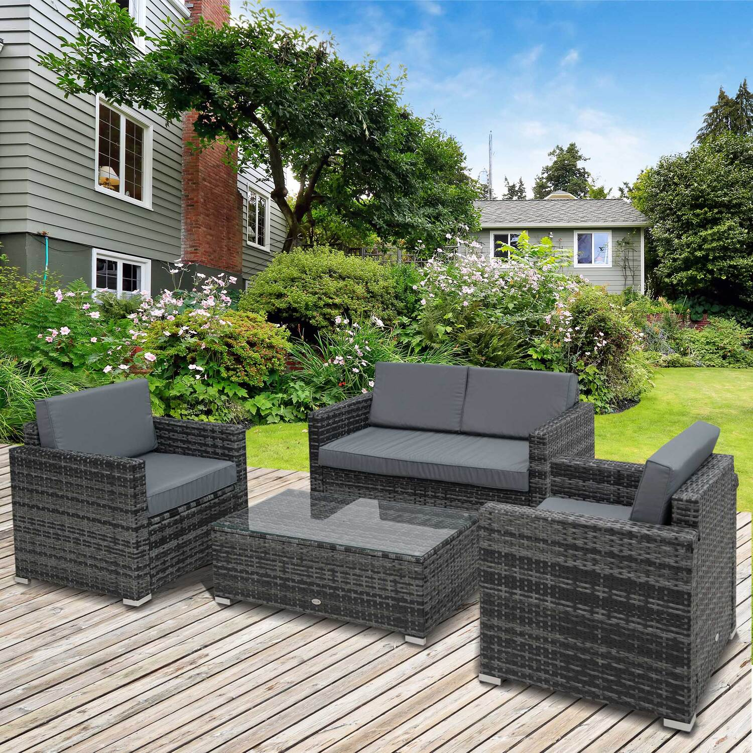 AICATHLON Outdoor Guide -What are the advantages of outdoor rattan furniture?